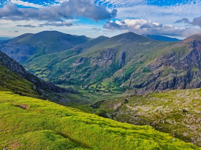 Snowdon Peak: The Shocking Truth About Climbing It